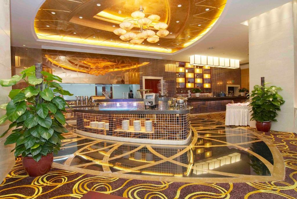 שנג'ן Royal Century Hotel מראה חיצוני תמונה