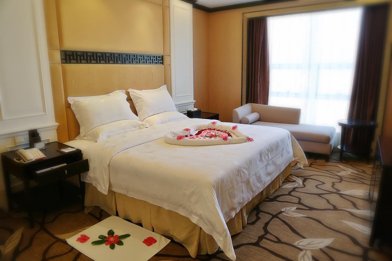 שנג'ן Royal Century Hotel מראה חיצוני תמונה